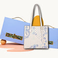 Carica l'immagine nel visualizzatore della galleria, Borsa tote wing in vera pelle con ricamo Suzhou barocco dorato fatta a mano