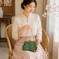 Carica l'immagine nel visualizzatore della galleria, Elegant Chinese Heritage Song Brocade Silk Handbag with Vintage Clasp Design