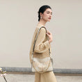Carica l'immagine nel visualizzatore della galleria, Borsa a tracolla in vera pelle con ricamo floreale Suzhou artigianale di lusso
