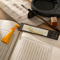 Cargar la imagen en la vista de la galería, Handcrafted Silk Suzhou Embroidery Bookmark – Osmanthus | Chinese Art Keepsake
