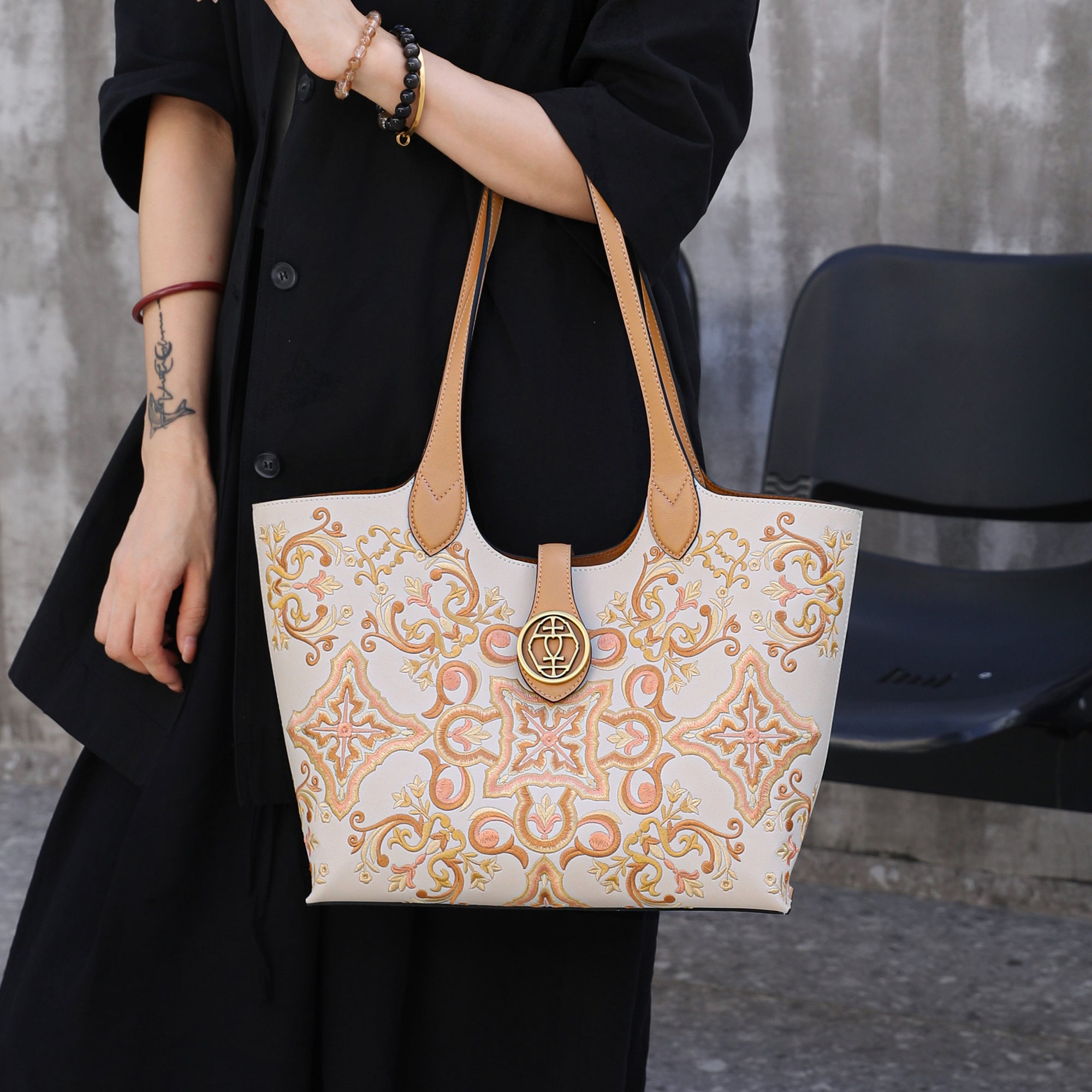 Handmade Chinese Floral Embroidered Genuine Leather Tote Bag
