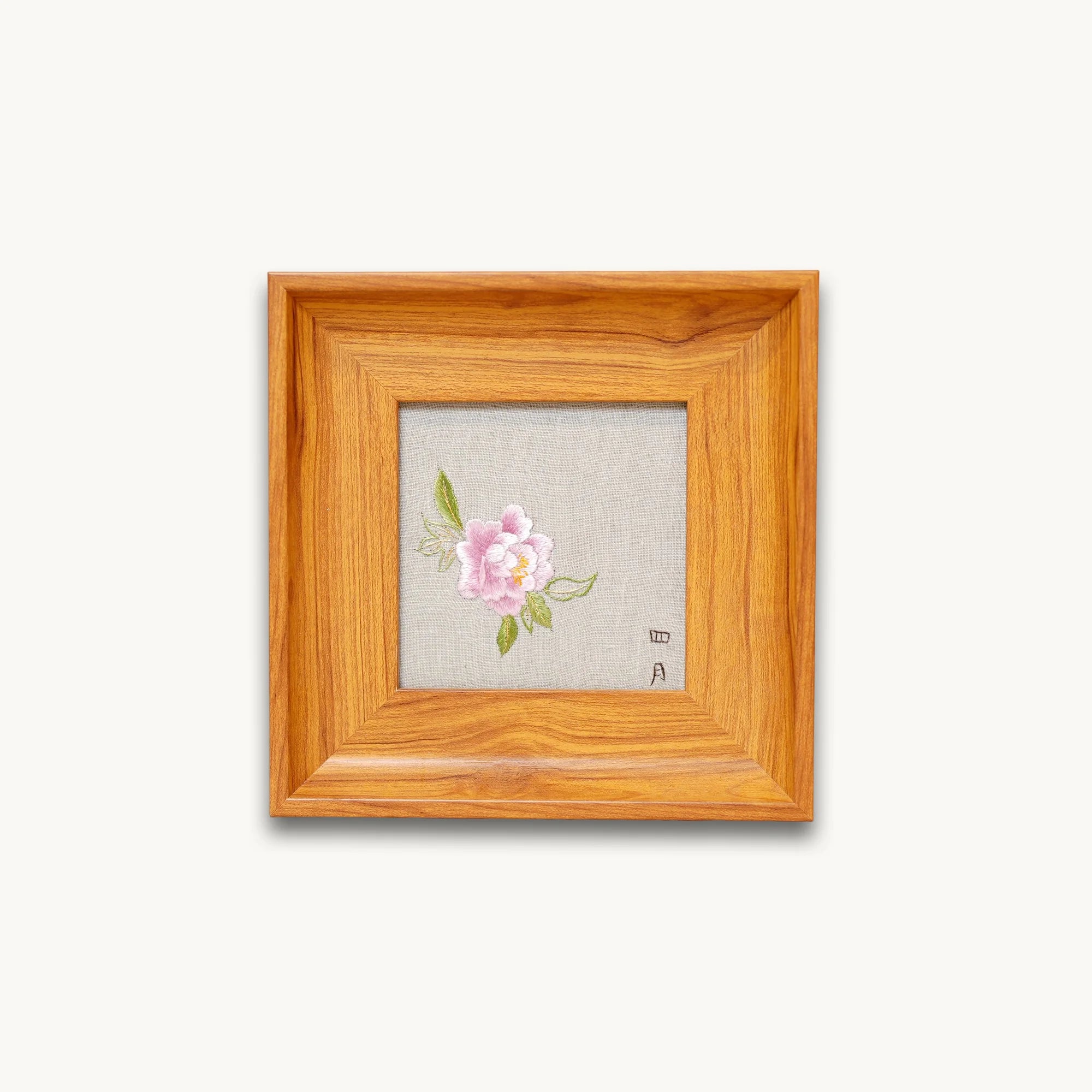 Musem-Grade Masterpiece Heritage Su Embroidery Wall Art Handcrafted Silk—Peony