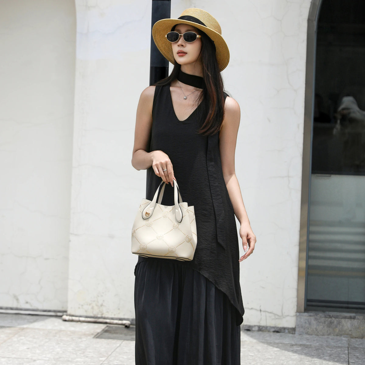 Borsa tote wing in vera pelle con ricamo Suzhou barocco dorato fatta a mano
