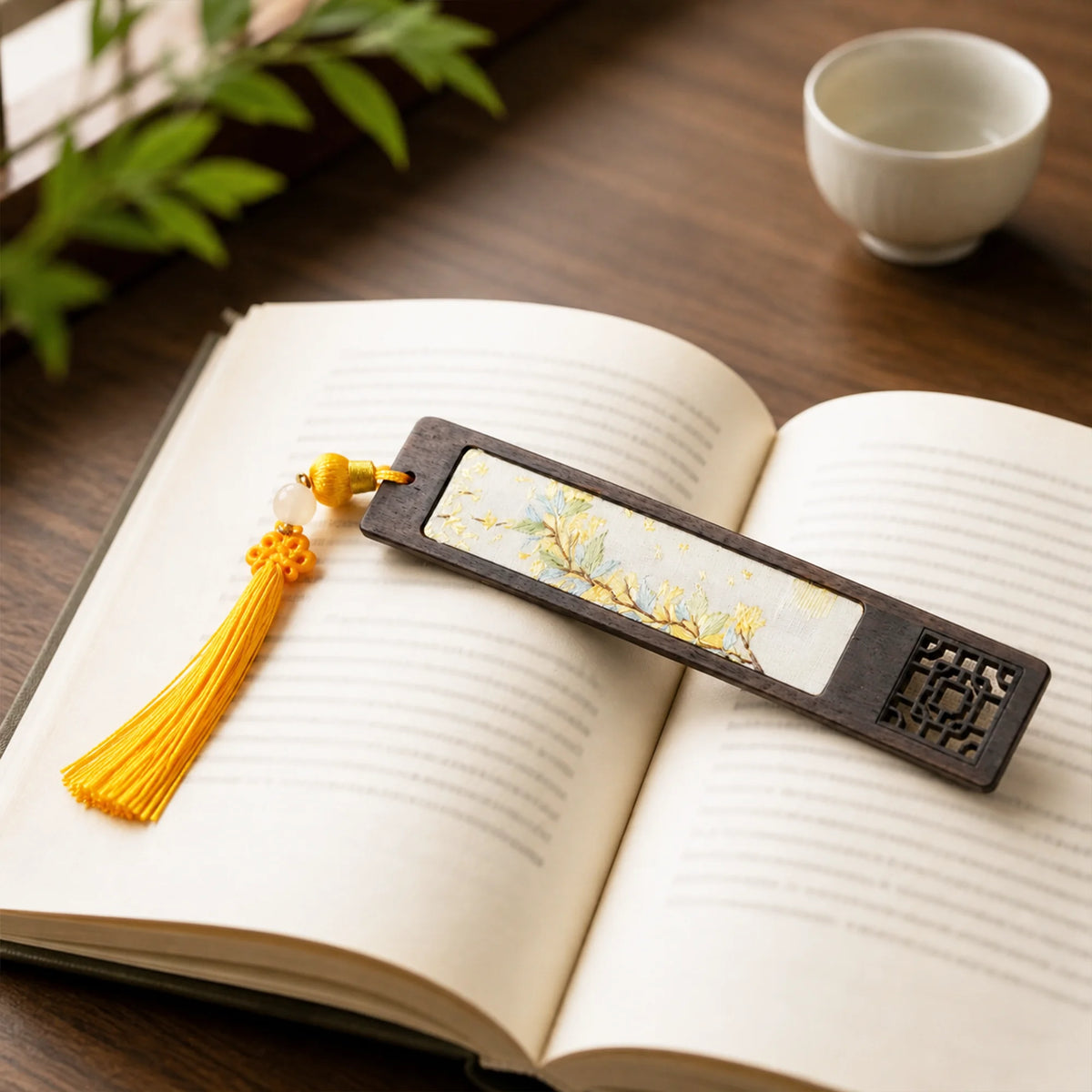 Handcrafted Silk Suzhou Embroidery Bookmark – Osmanthus | Chinese Art Keepsake