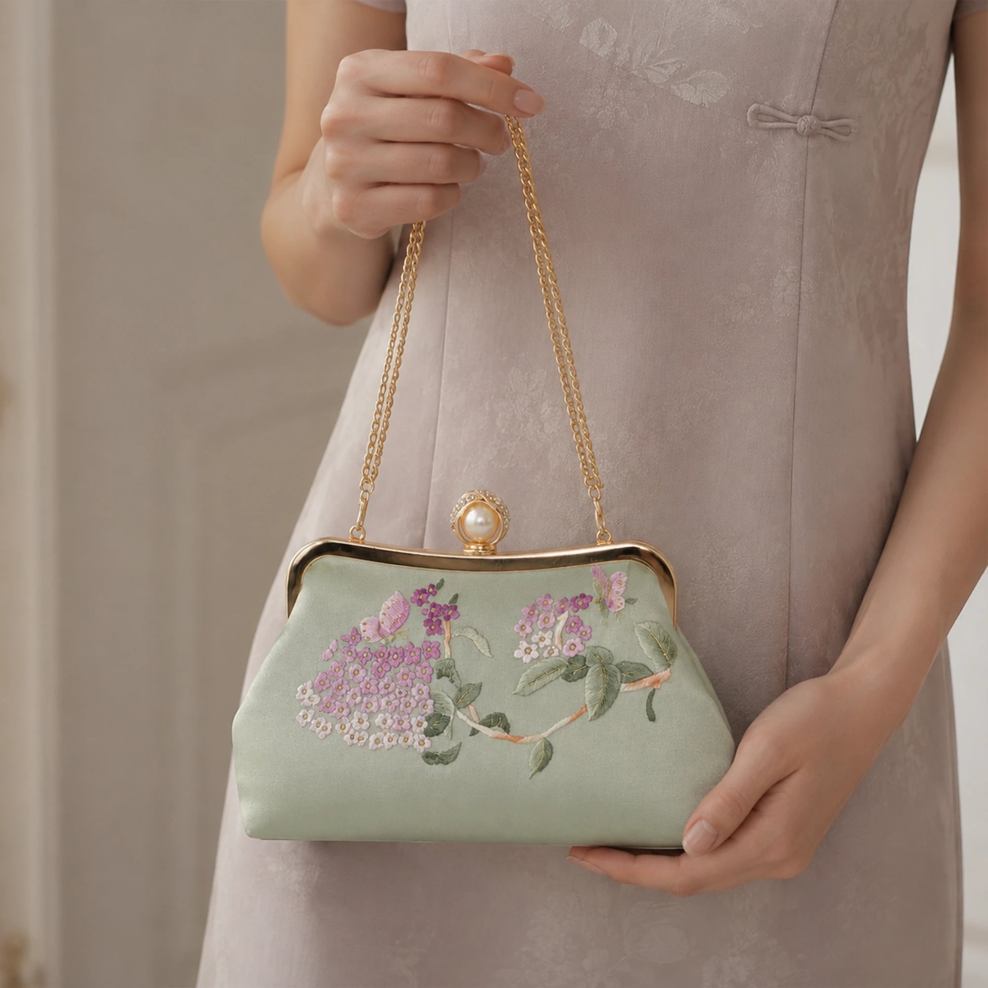 Chinoiserie Luxury Light Green Suzhou Embroidery Floral Mulberry Silk Frame Handbag