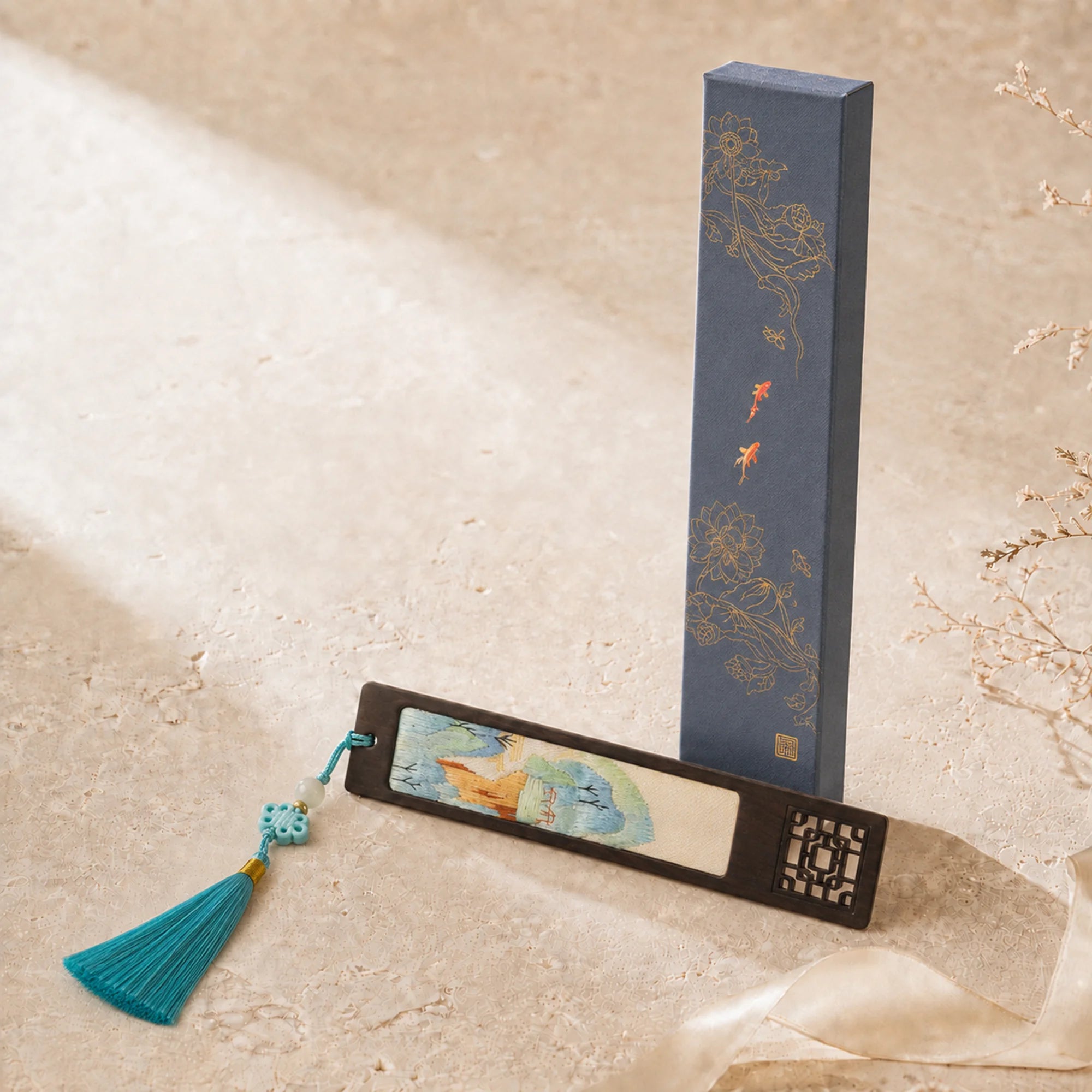 Handcrafted Silk Suzhou Embroidery Bookmark – A Thousand Miles of Rivers and Mountains | Chinese Art Keepsake