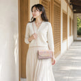 Carica l'immagine nel visualizzatore della galleria, Luxury Handcrafted Chinese Song Brocade Blush Pink Crossbody Bag
