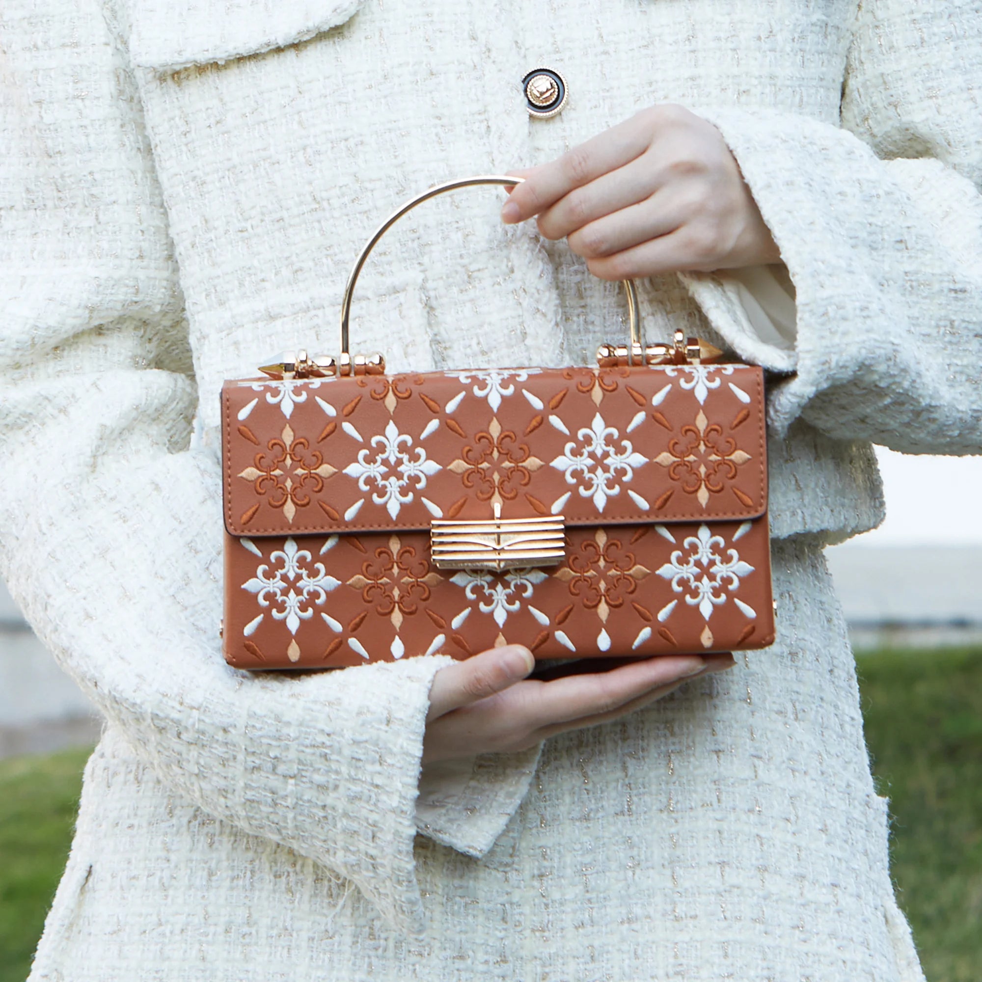 Heritage Embroidered Hard-Shell Ebroidered Leather Handbag
