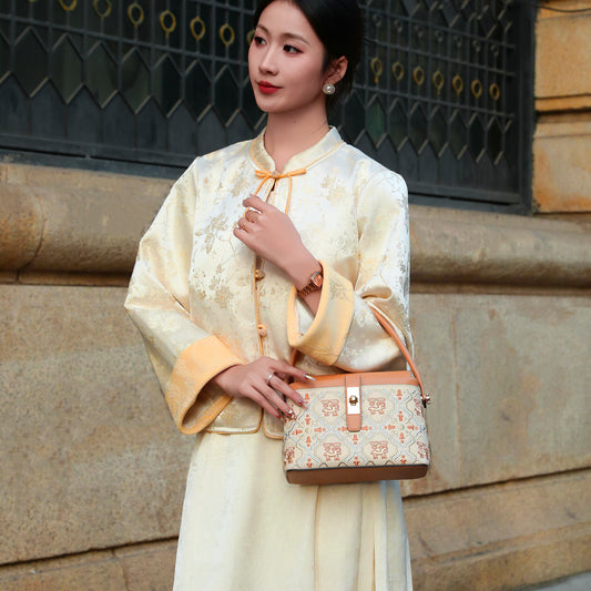Luxury New Chinese Style Embroidery Genuine Leather Top-Handle Bag