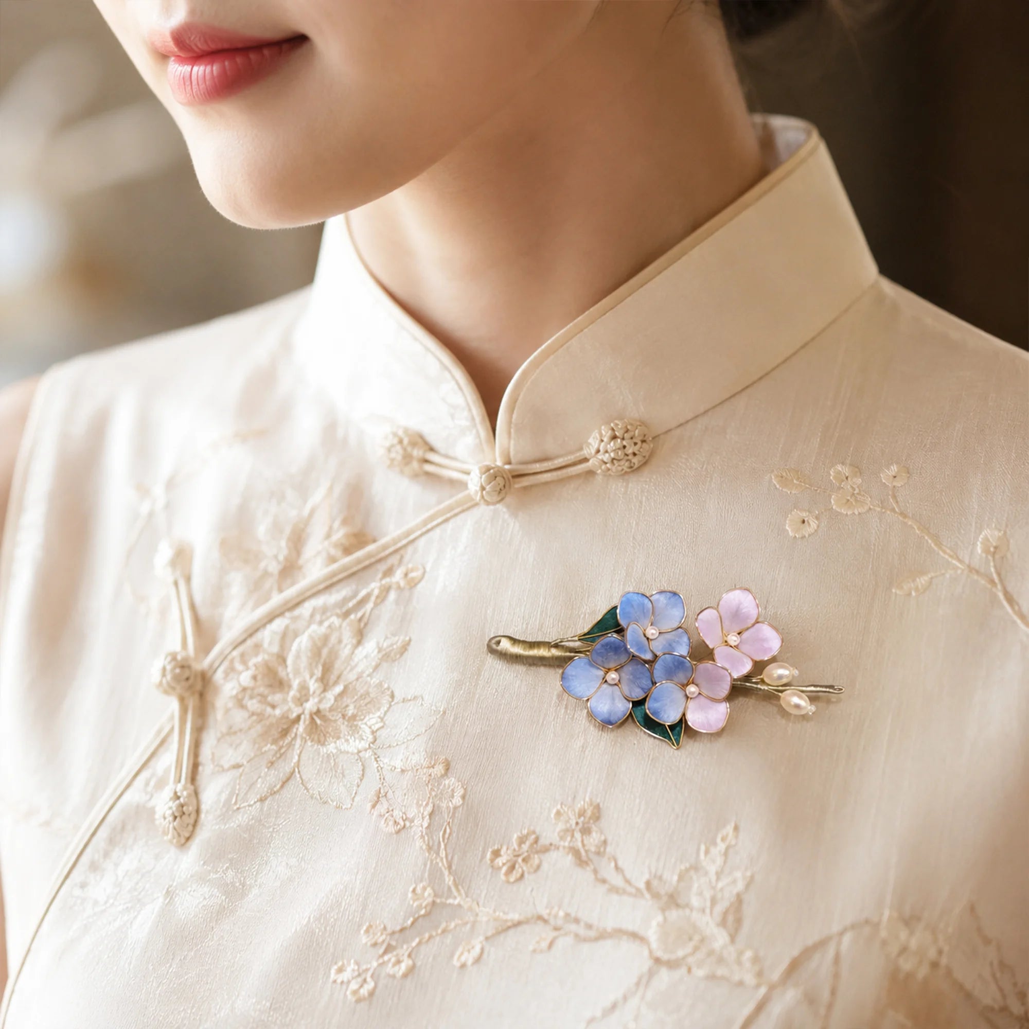 Heritage Ronghua Hydrangea Hair Pin Handcrafted Silk Blossom
