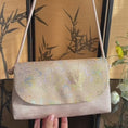 Reproducir el video en la vista de la galería, Luxury Handcrafted Chinese Song Brocade Blush Pink Crossbody Bag
